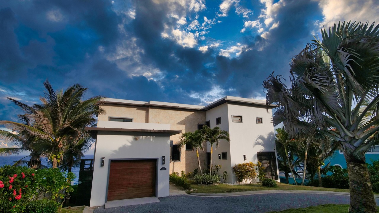 Photo of Outdoor in Lighthouse Estates