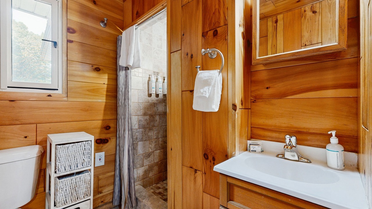 Photo of Bathroom in Rhinelander