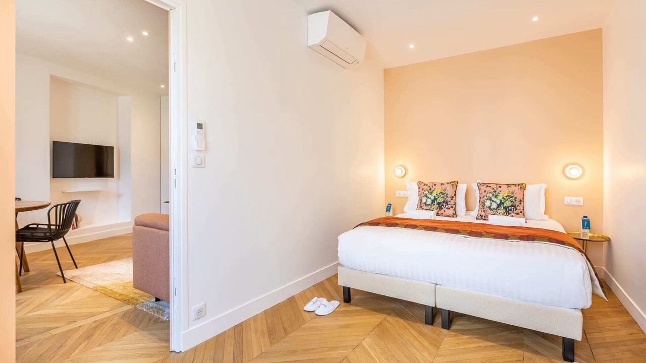 Photo of Bedroom in Faubourg-du-Roule