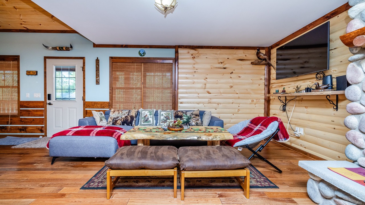 Photo of Livingroom in Baraboo