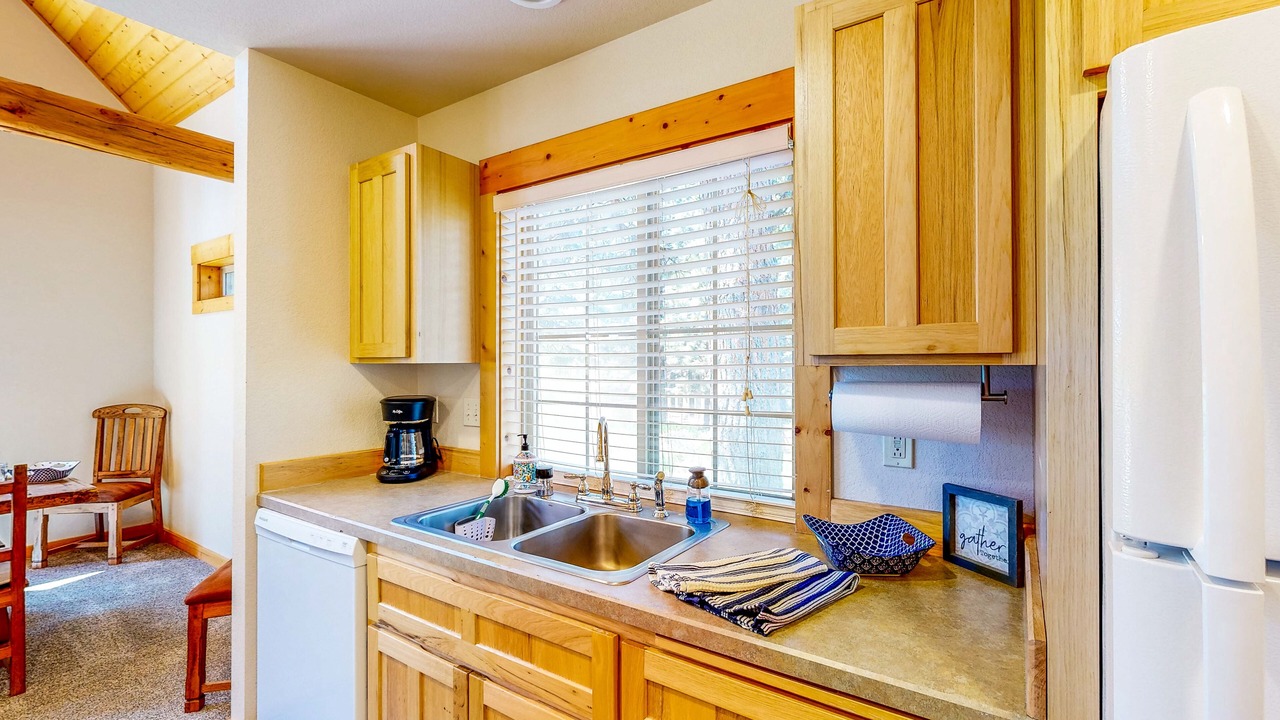 Photo of Kitchen in Klamath Falls