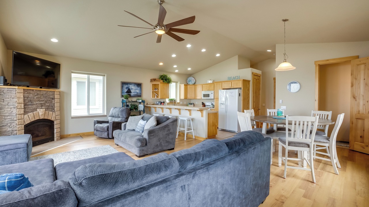 Photo of Livingroom in Gold Beach