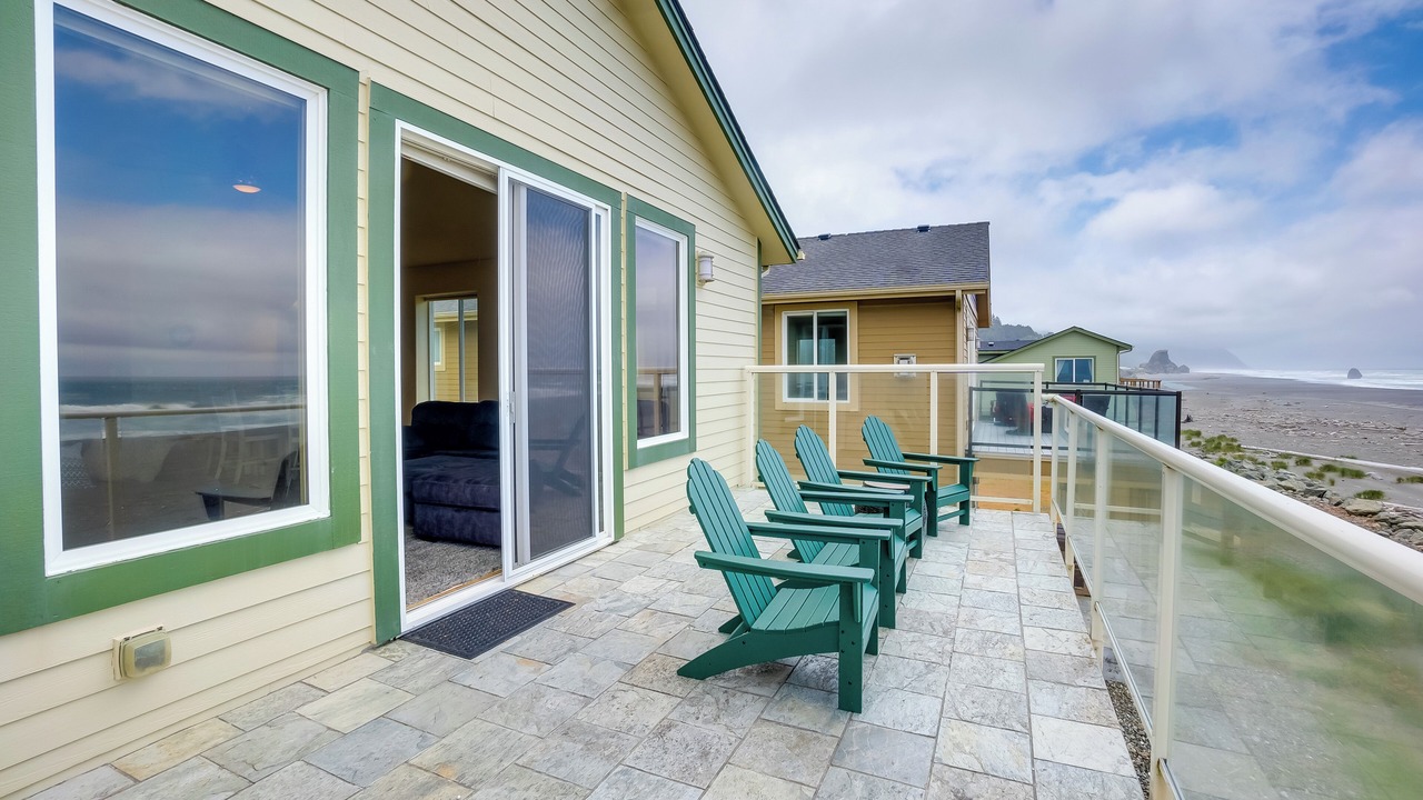 Photo of Patio Balcony in Gold Beach