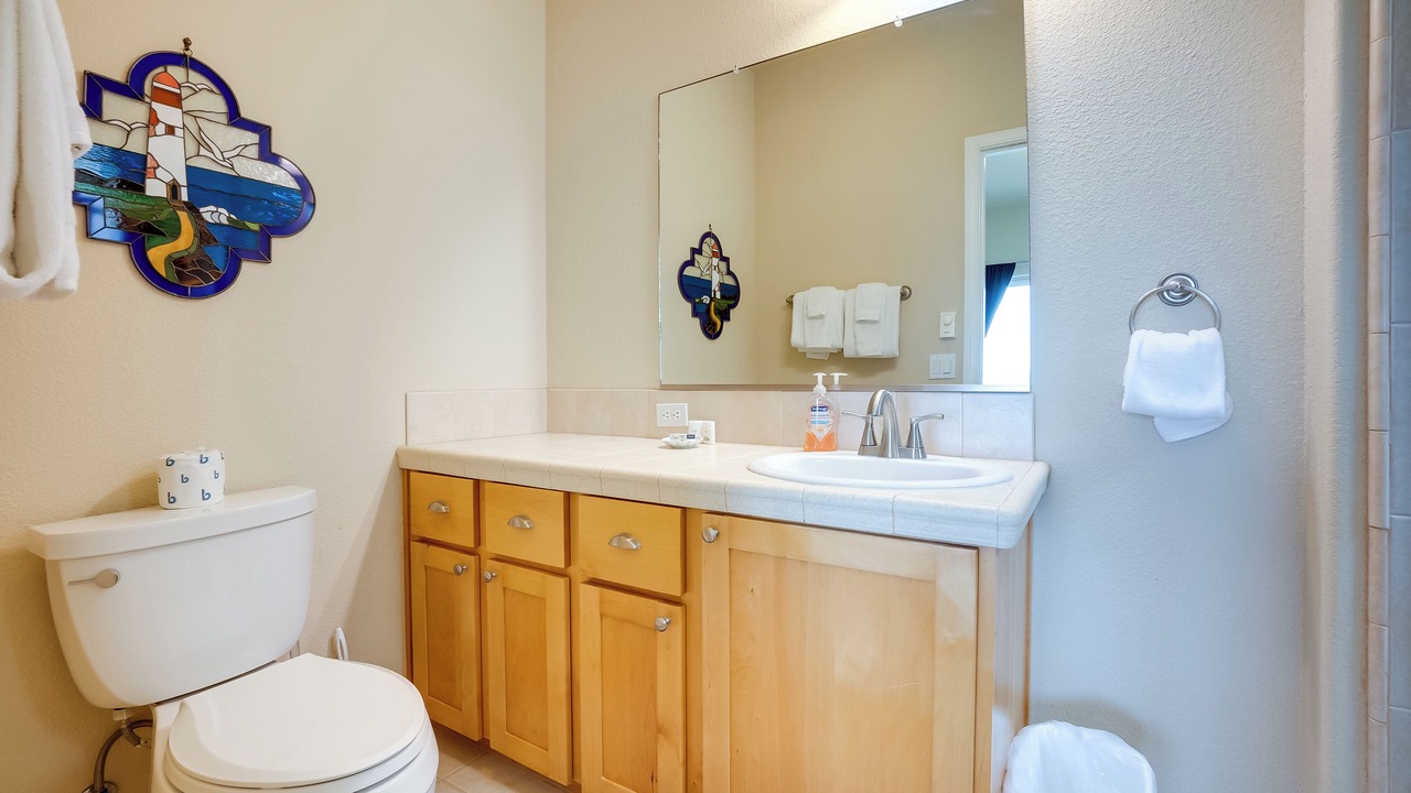 Photo of Bathroom in Gold Beach