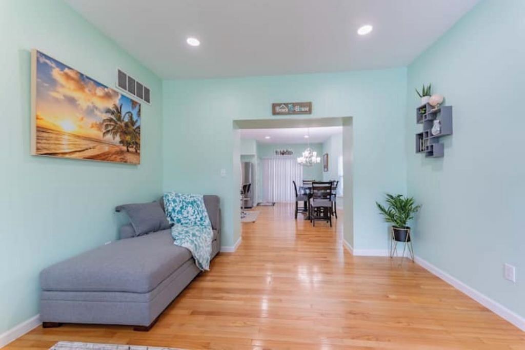 Photo of Livingroom in Central West End