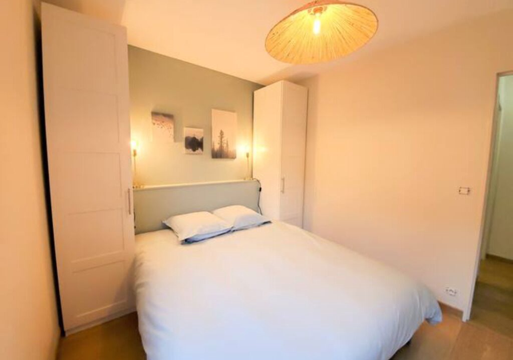 Photo of Bedroom in Centre-ville rive gauche