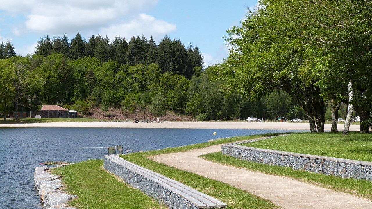 Photo of Outdoor in Saint-Pardoux