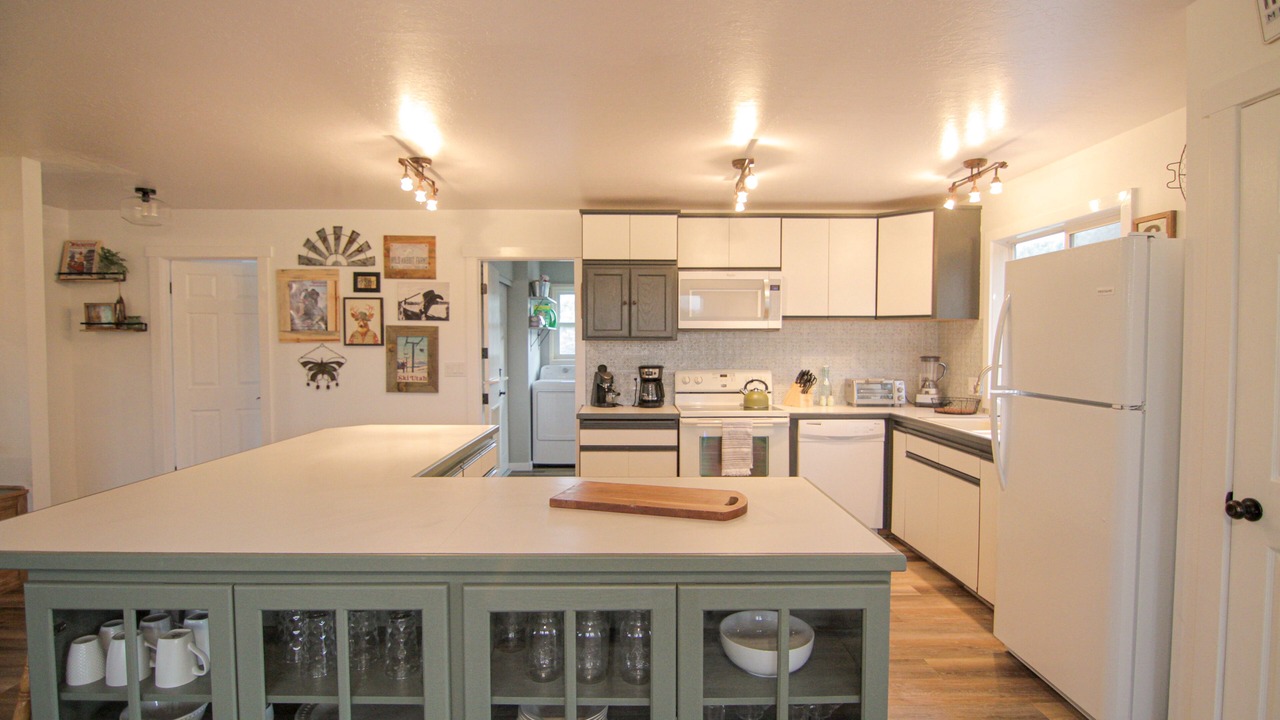 Photo of Kitchen in Mammoth Creek