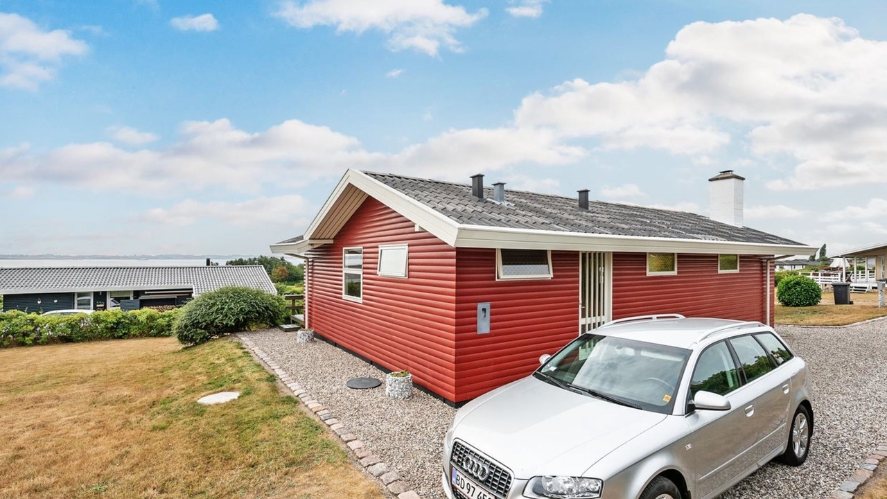 Photo of Others in Helnæs By