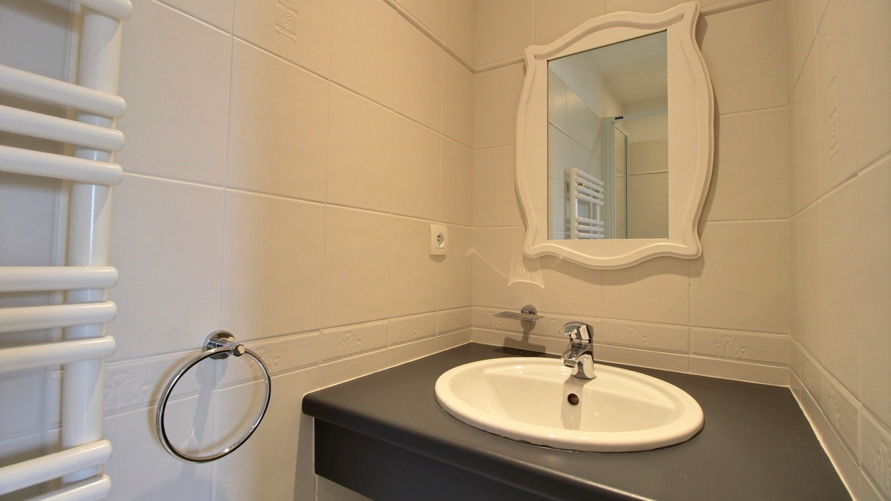 Photo of Bathroom in Sables-d'Or-les-Pins