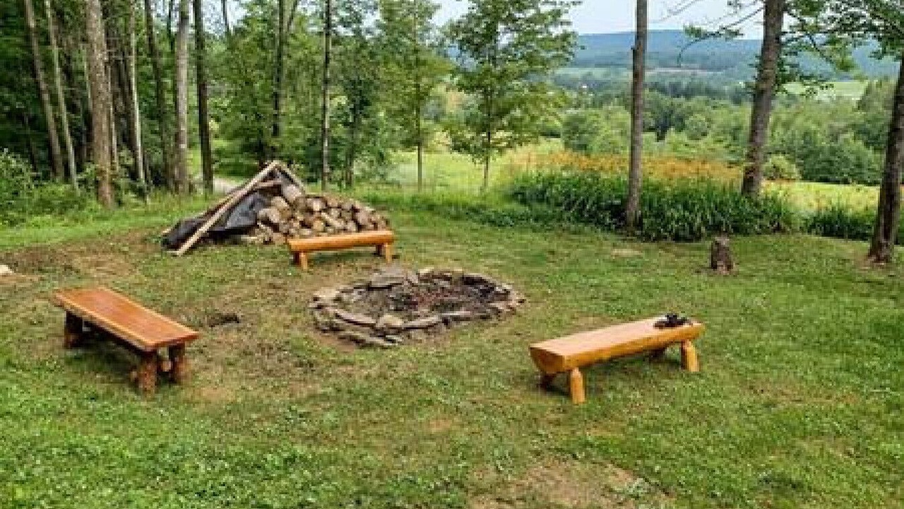 Photo of Outdoor in Arnot