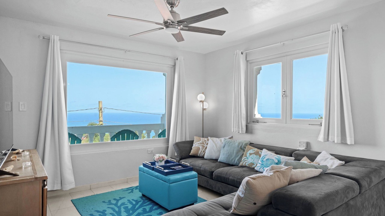 Photo of Livingroom in Camino Nuevo
