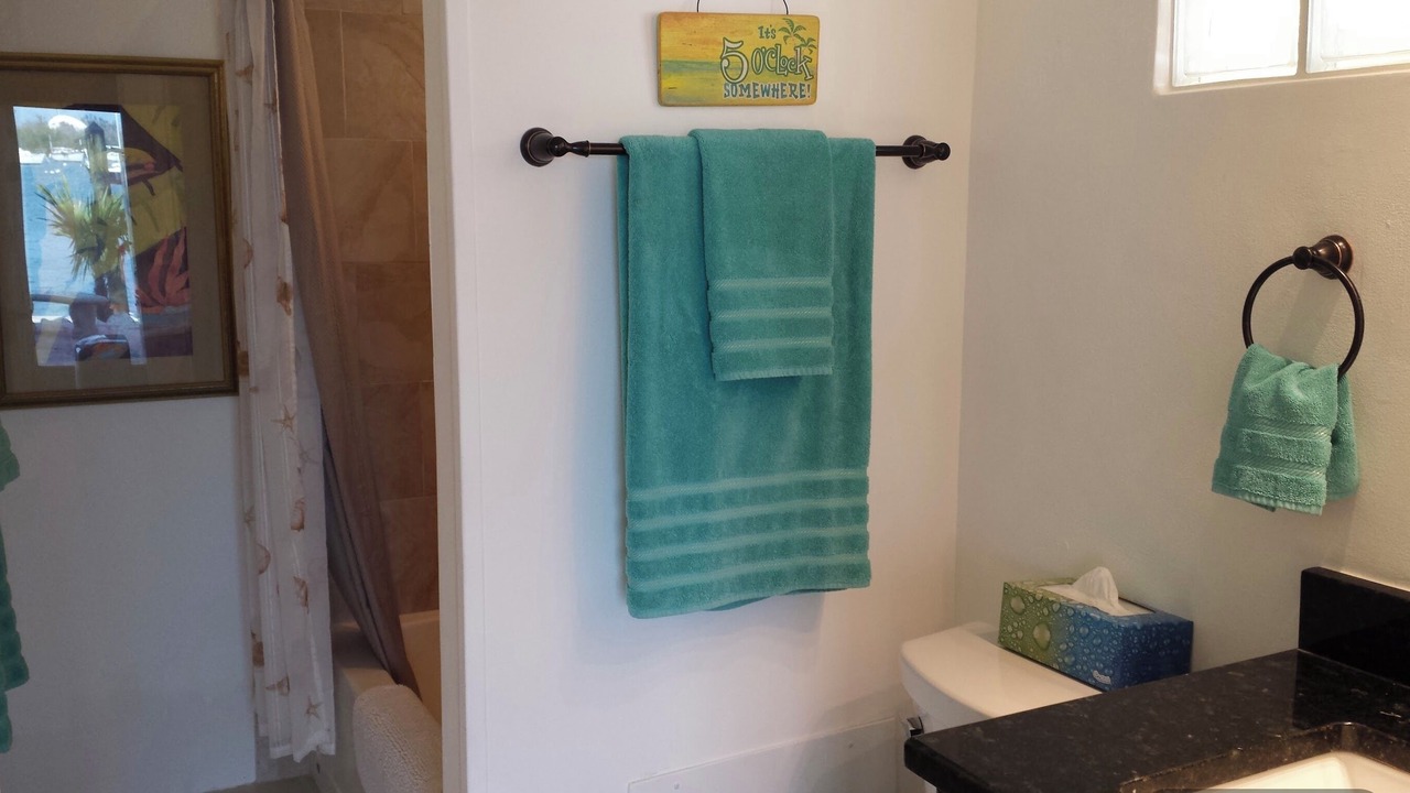 Photo of Bathroom in Marathon