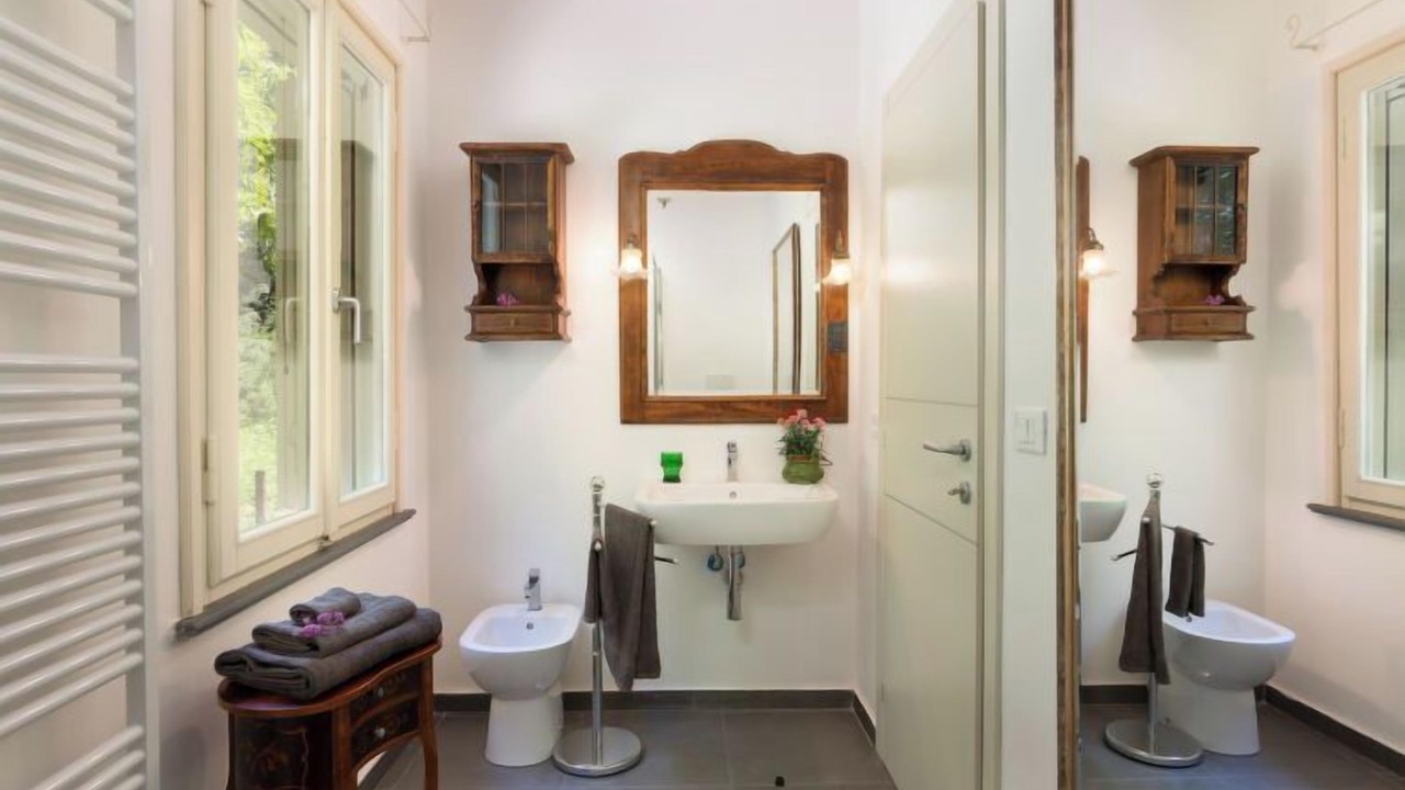 Photo of Bathroom in Calci