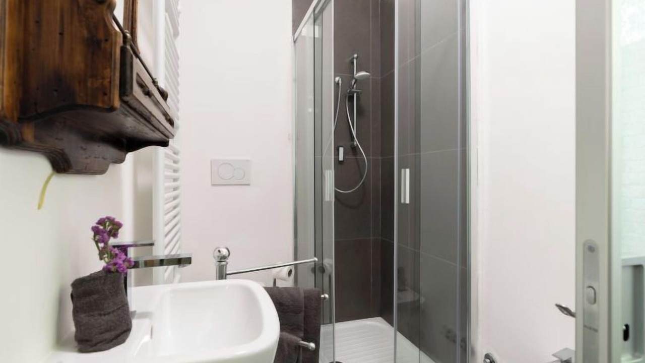 Photo of Bathroom in Calci