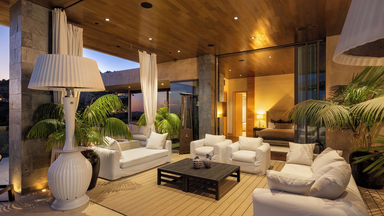 Photo of Patio Balcony in The Bird Streets