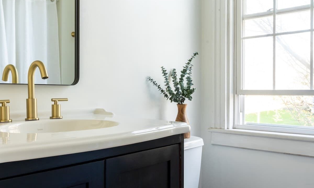 Photo of Bathroom in Off Broadway