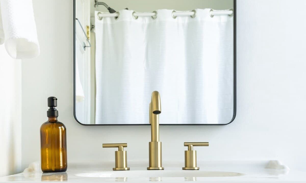Photo of Bathroom in Off Broadway