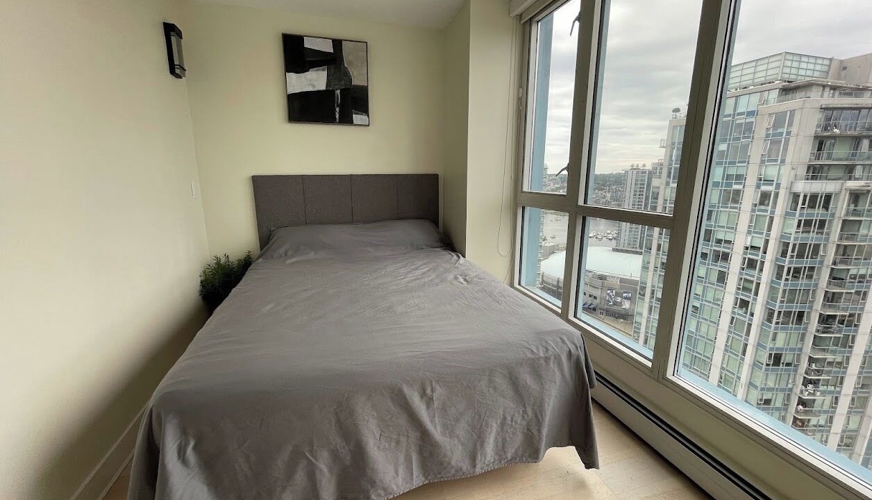 Photo of Bedroom in Crosstown