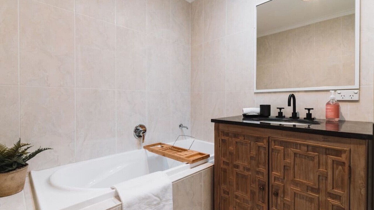 Photo of Bathroom in Lyons