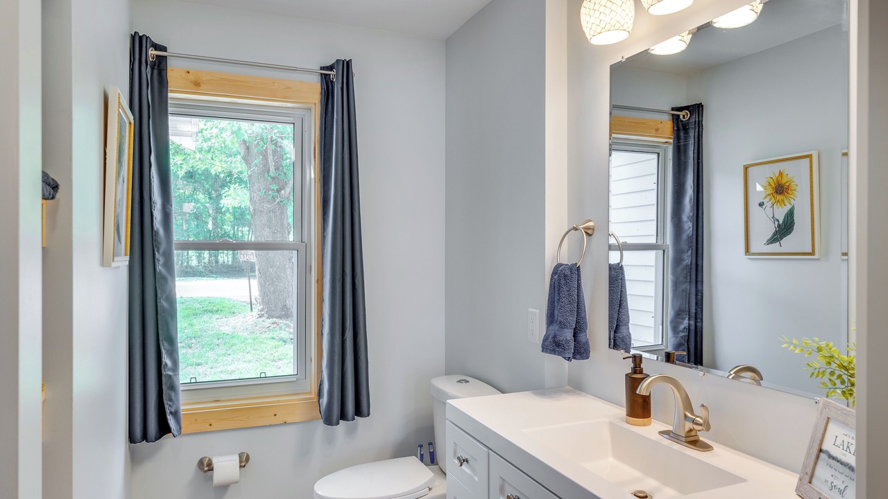 Photo of Bathroom in Lodi