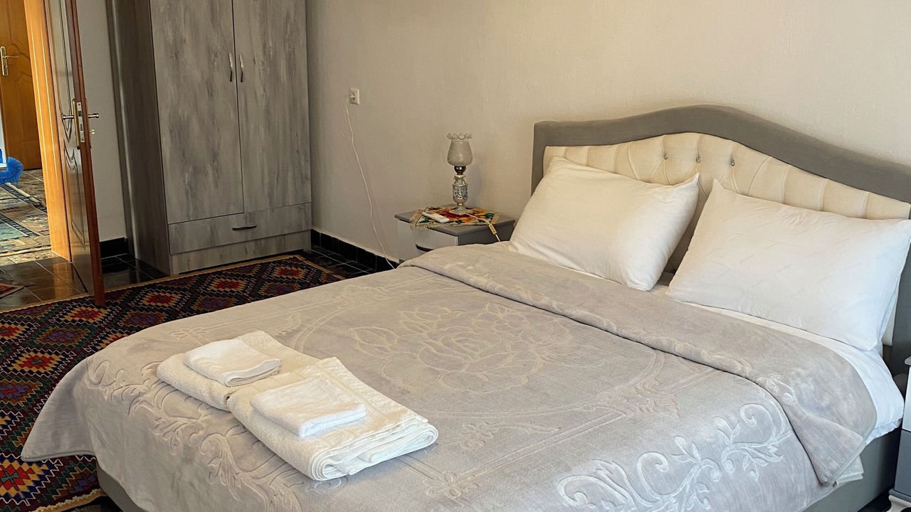 Photo of Bedroom in Korce