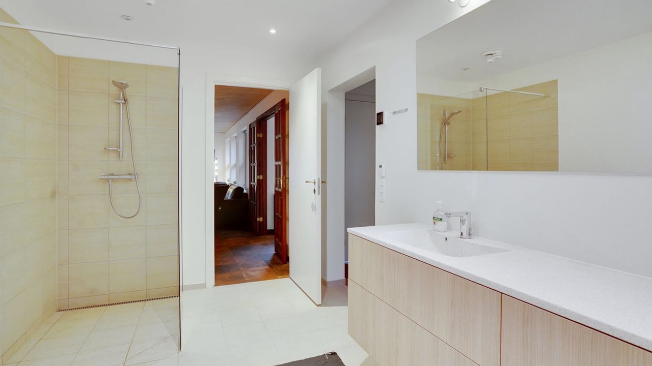 Photo of Bathroom in Helberskov