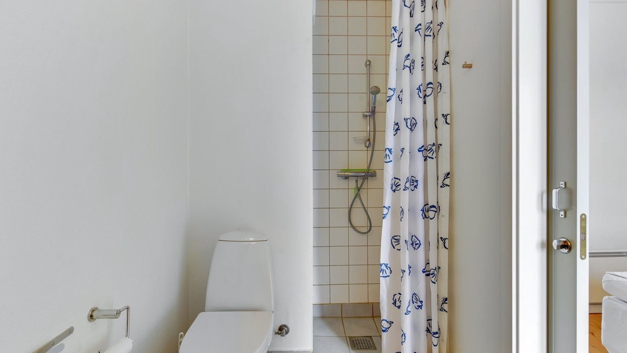 Photo of Bathroom in Emmerlev