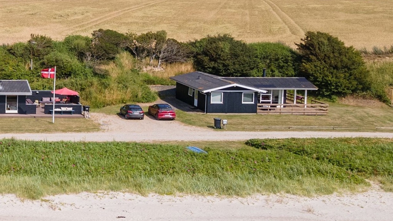 Photo of Others in Næs