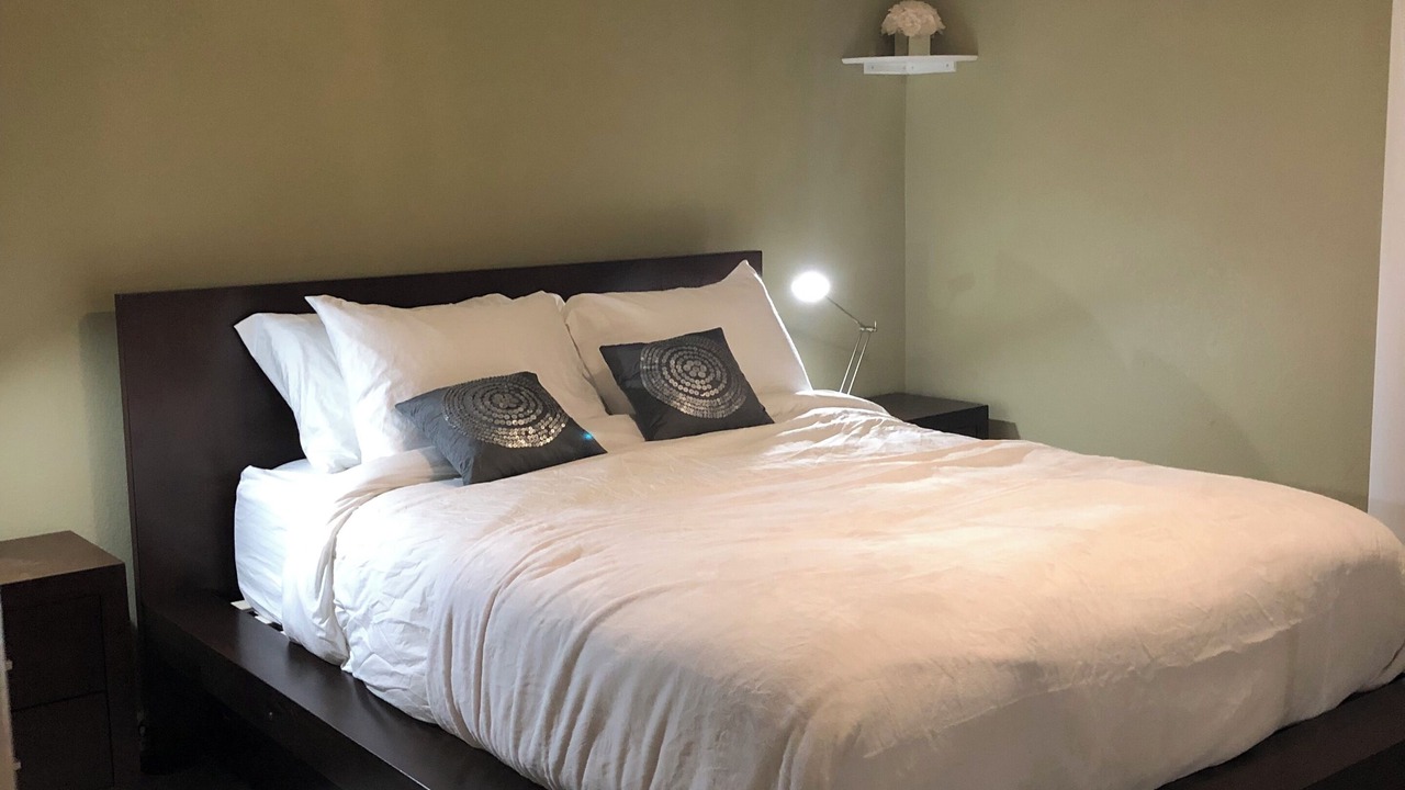 Photo of Bedroom in Golden Hills