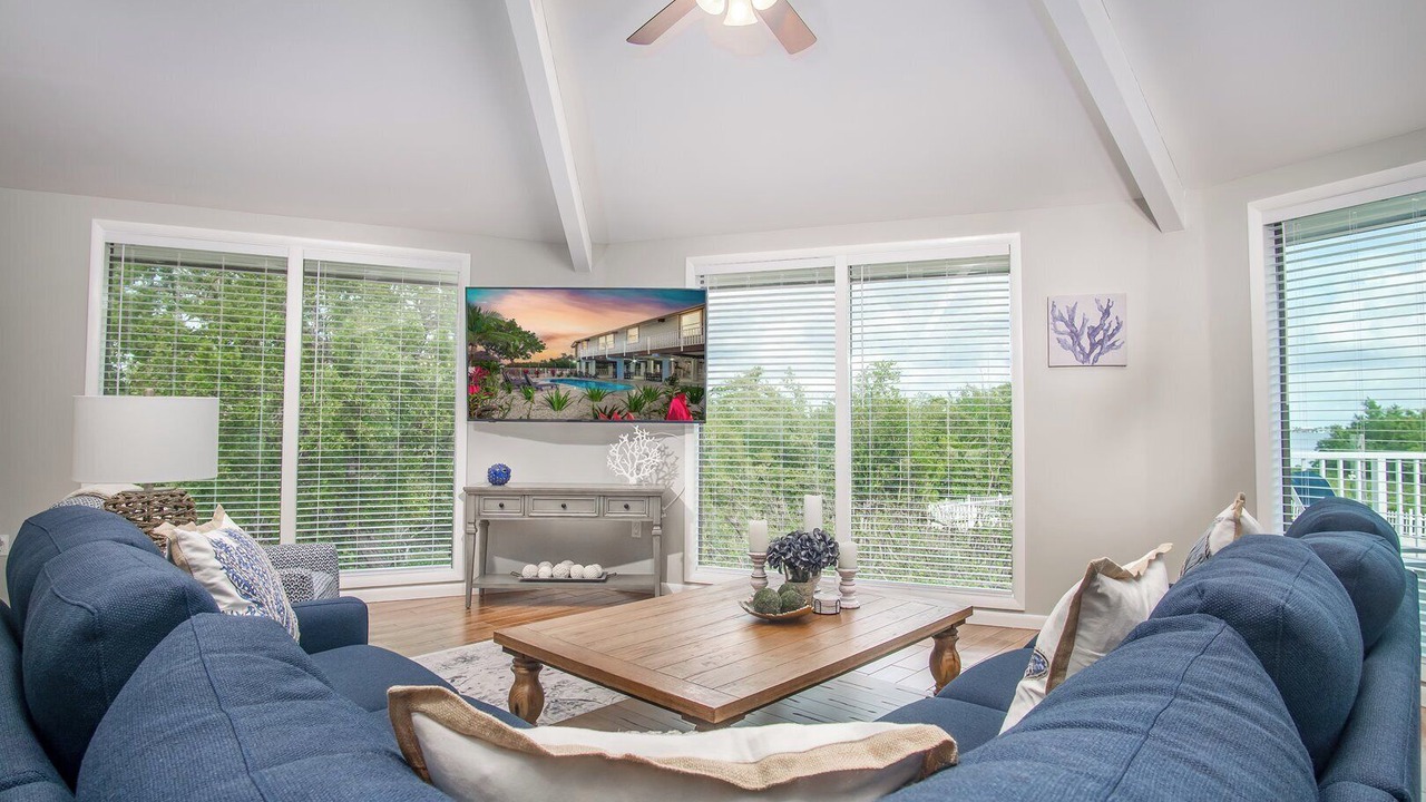 Photo of Livingroom in Little Torch Key