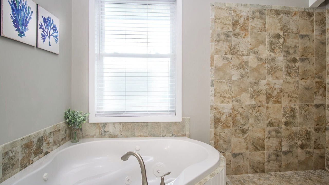 Photo of Bathroom in Little Torch Key