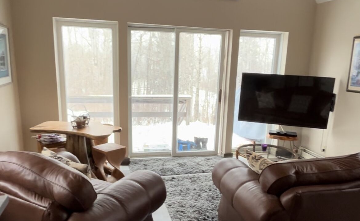 Photo of Livingroom in Manitoba