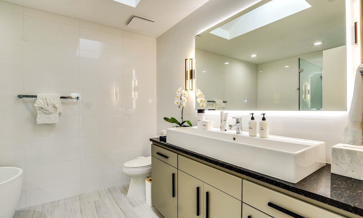 Photo of Bathroom in Old East Dallas