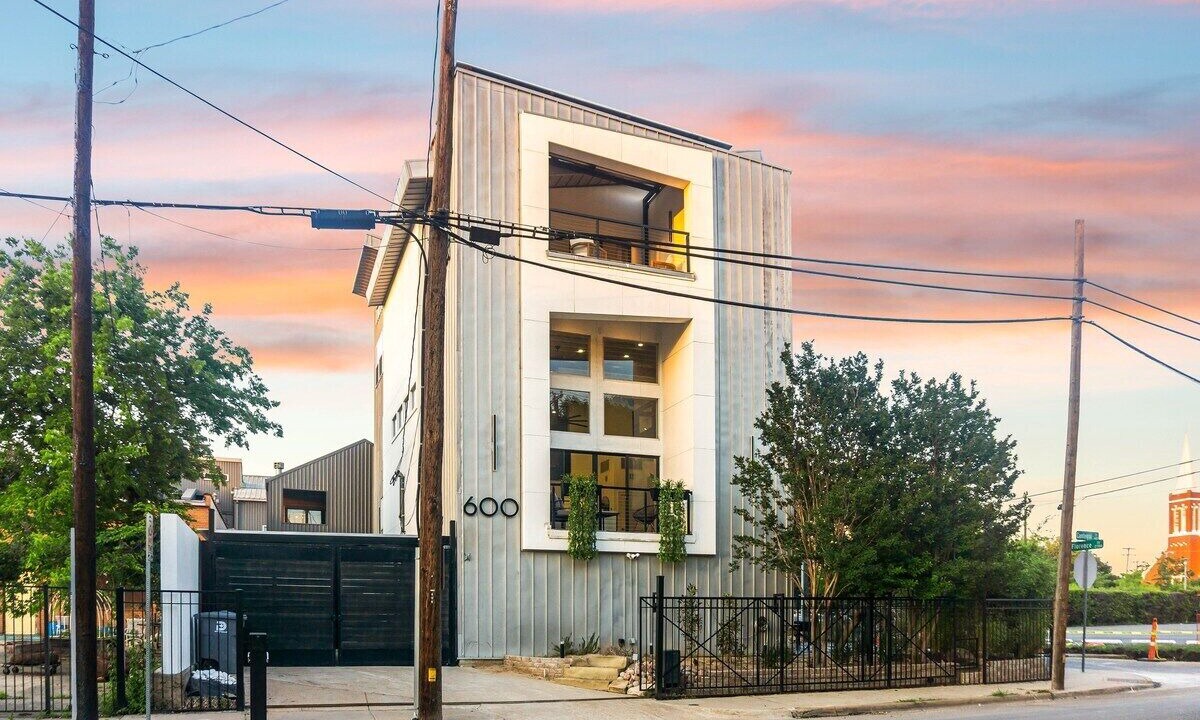 Photo of Outdoor in Old East Dallas