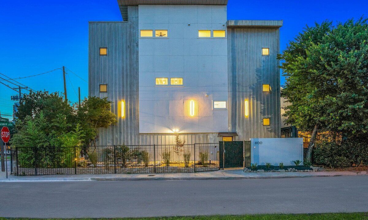 Photo of Outdoor in Old East Dallas