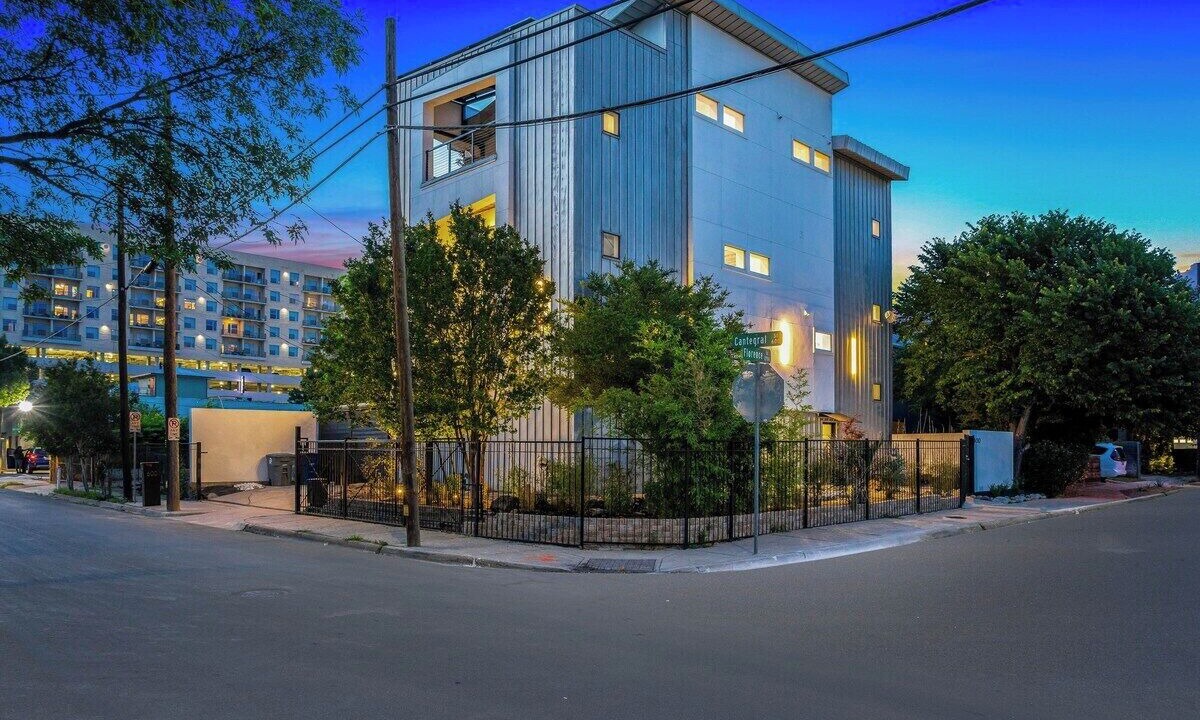 Photo of Outdoor in Old East Dallas