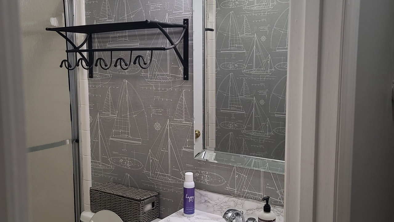 Photo of Bathroom in Manson