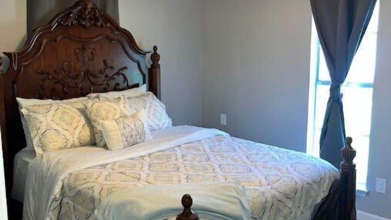 Photo of Bedroom in Midlothian