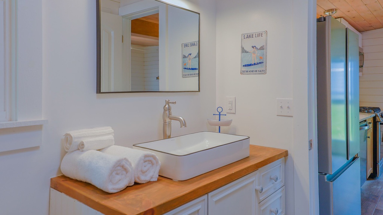 Photo of Bathroom in Hiwassee