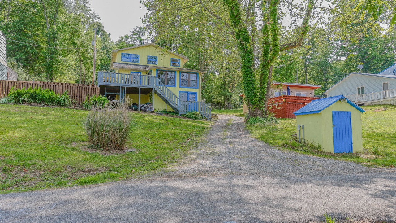 Photo of Others in Hiwassee