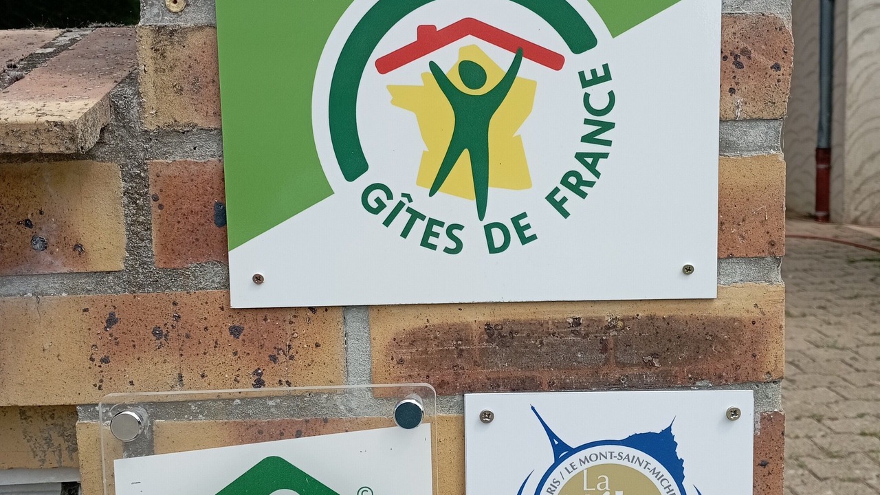 Photo of Others in Montigny-le-Chartif