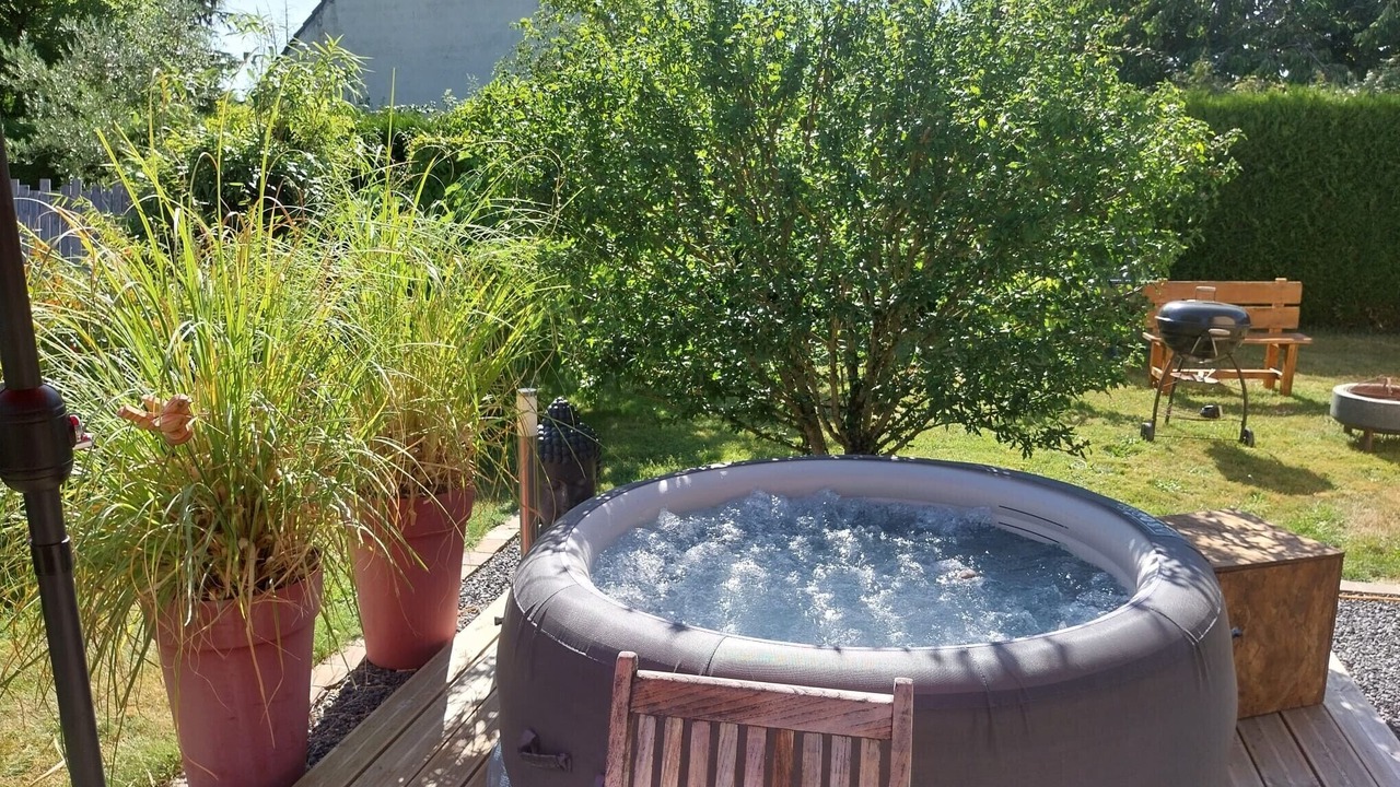 Photo of Outdoor in Montigny-le-Chartif