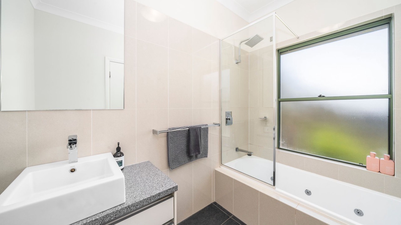 Photo of Bathroom in Katoomba