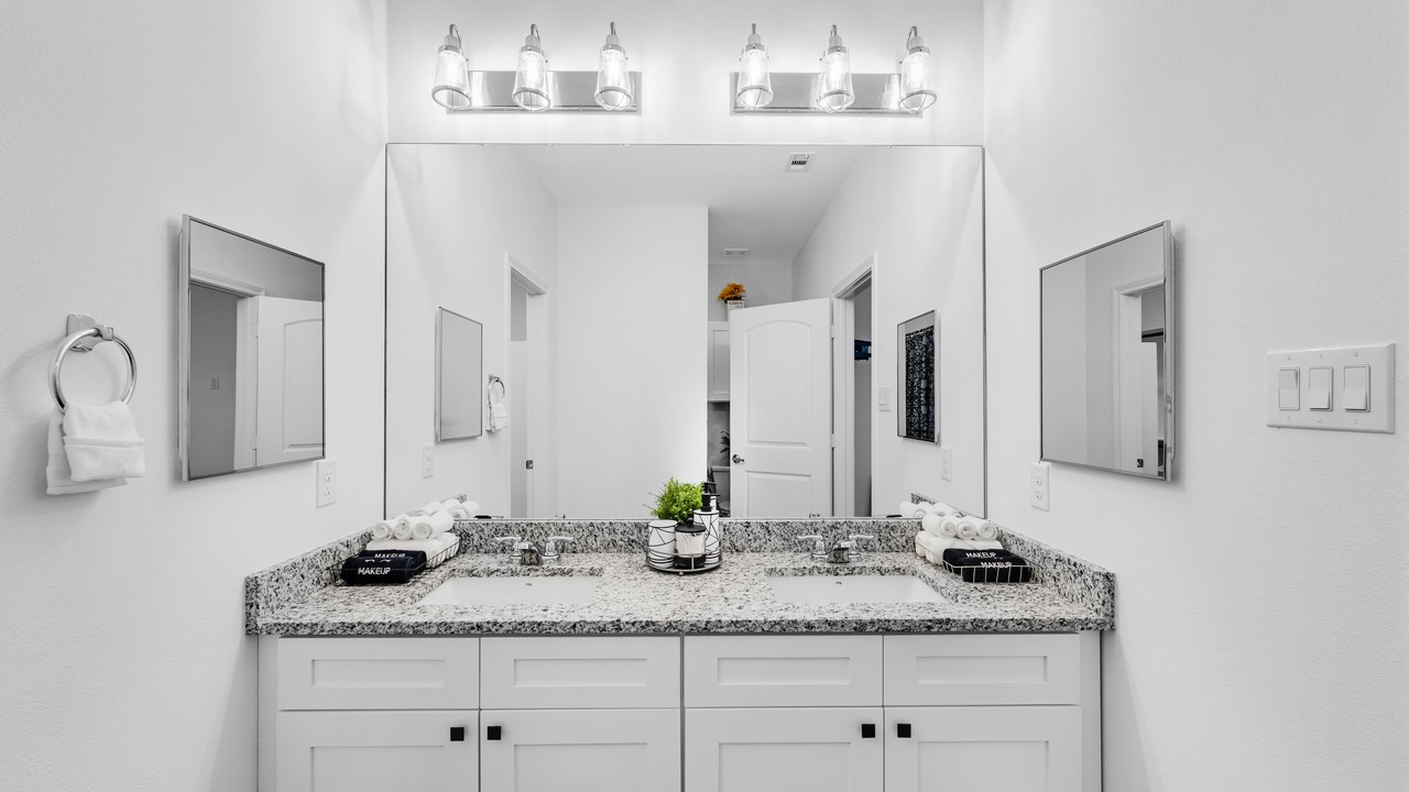 Photo of Bathroom in Grand Prairie