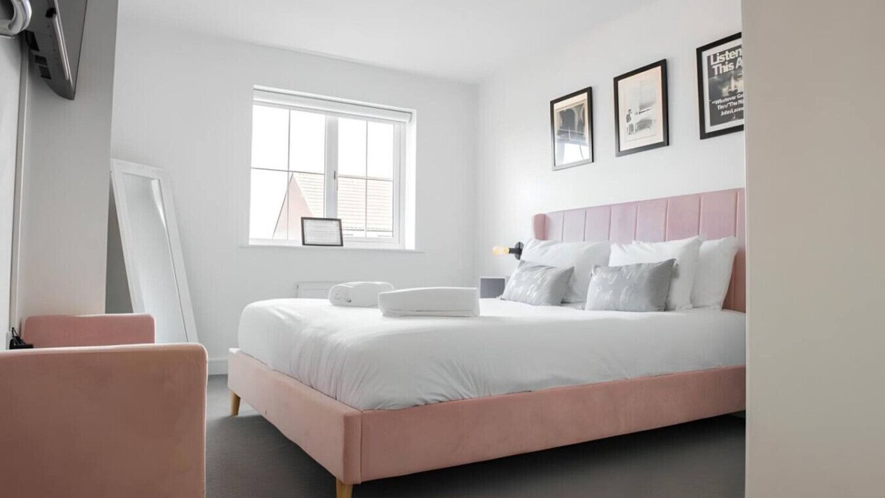 Photo of Bedroom in Southampton