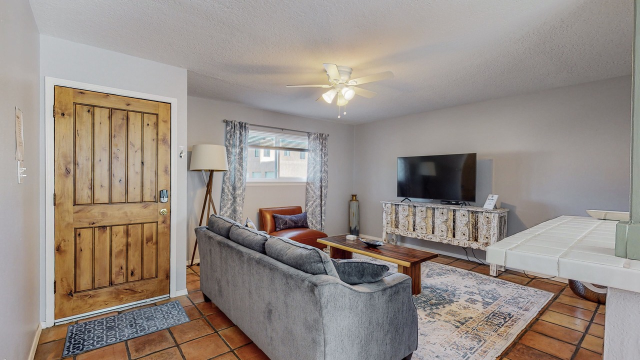 Photo of Bedroom in Raynolds Addition