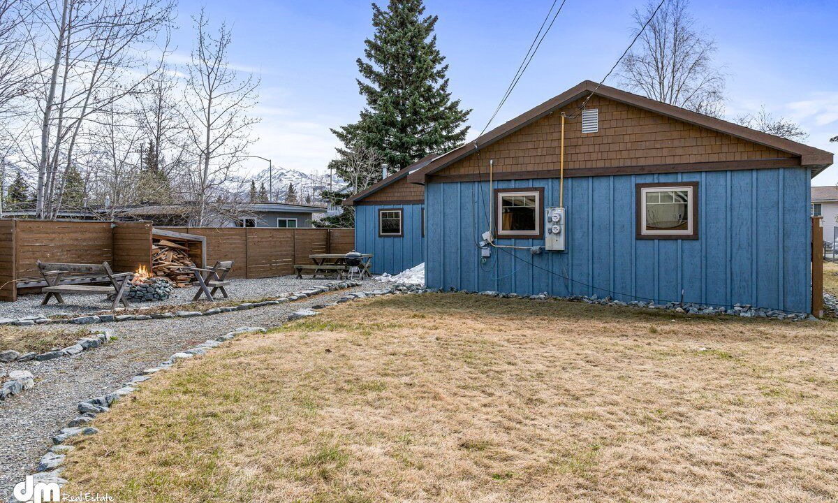 Photo of Outdoor in Northeast Anchorage