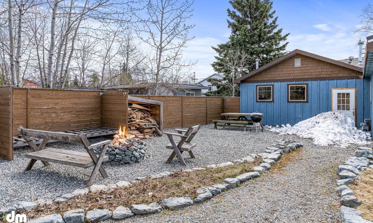 Photo of Outdoor in Northeast Anchorage