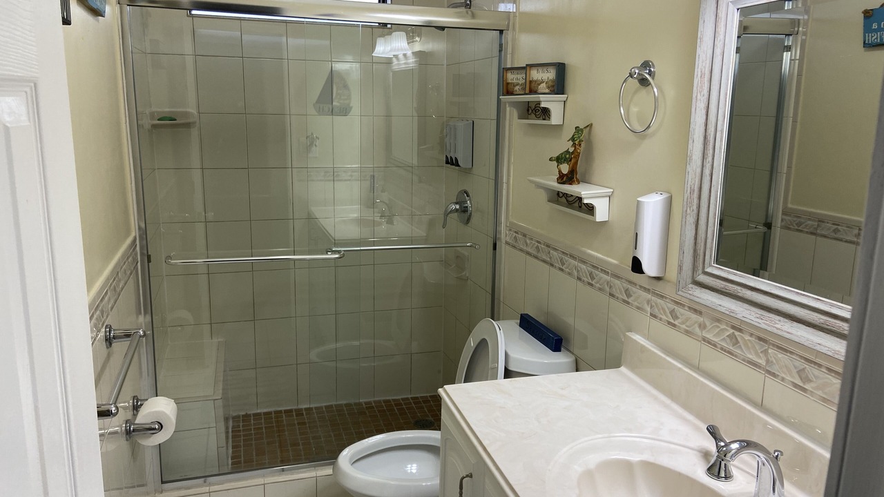 Photo of Bathroom in Key Largo